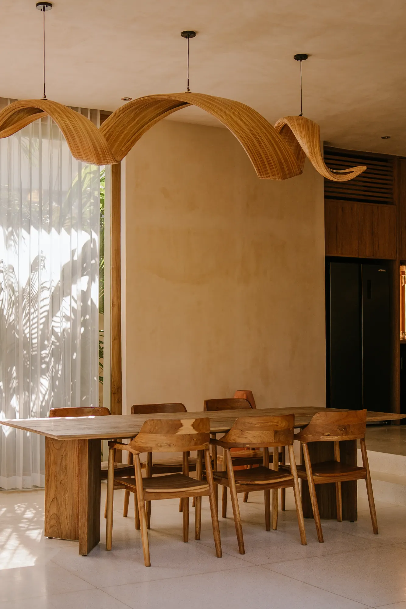 Seating nook with organic sculptural elements and decor